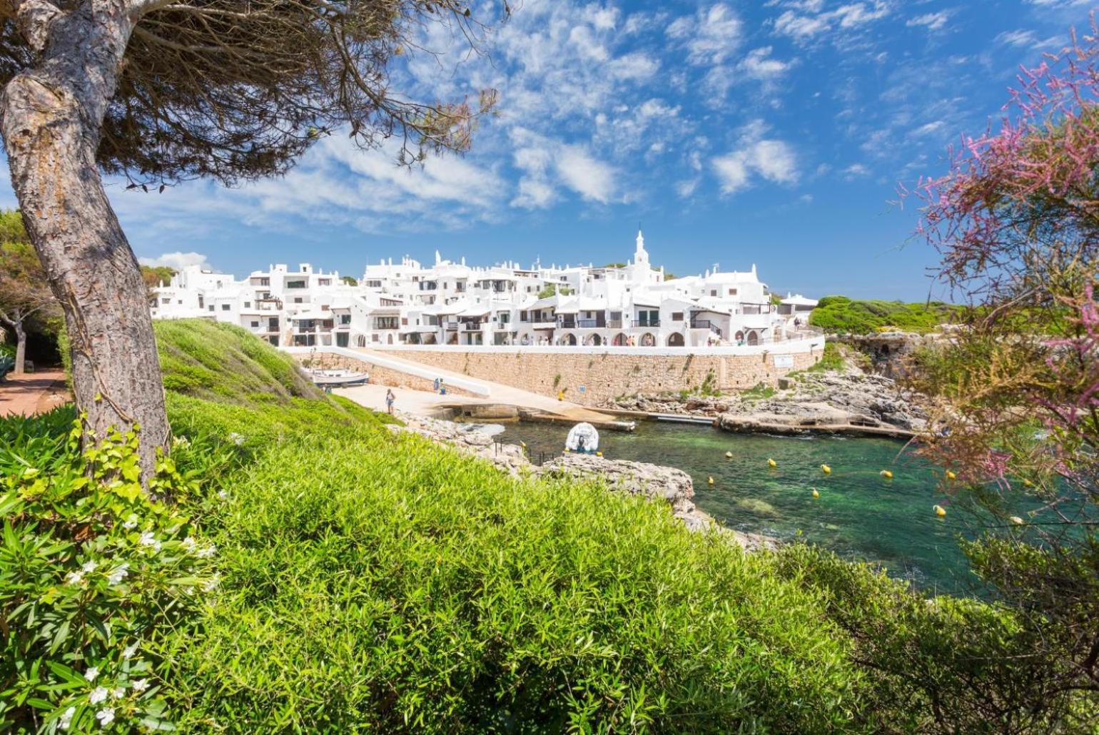 Villa Miguels Arenal d'en Castell Exteriör bild